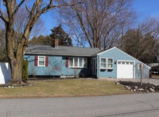 7 Dunster Rd, Framingham, MA 01701