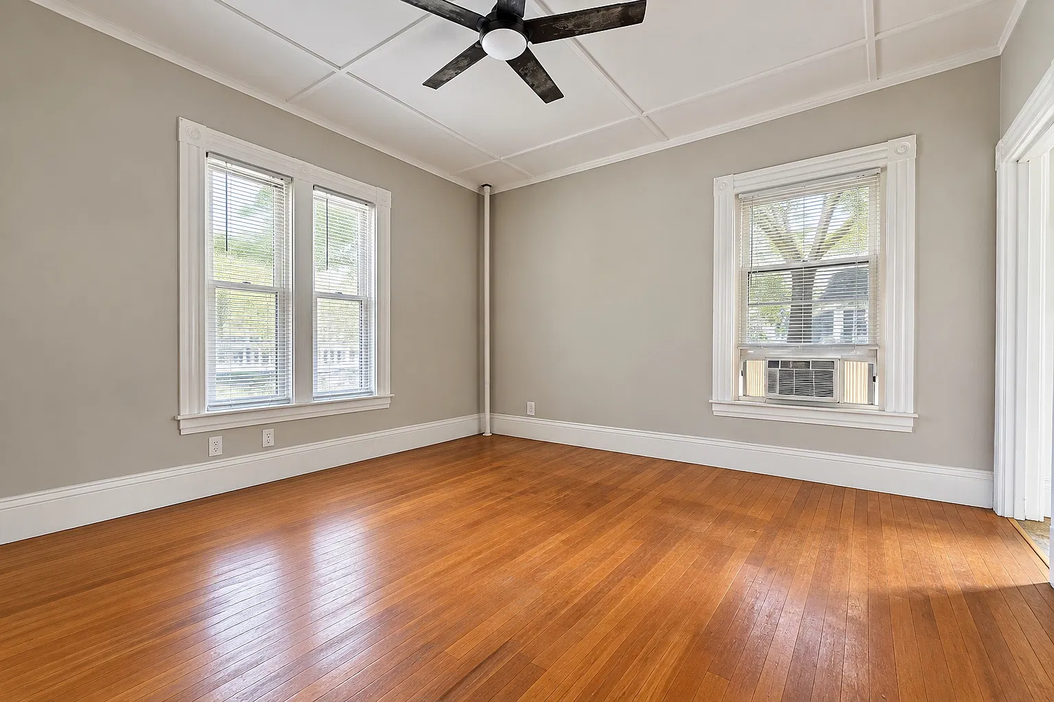 145 Pleasant St — Photo 2