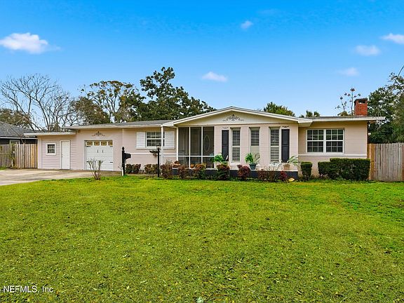 2nd image of 921 ARLINGWOOD Avenue