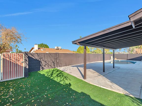 3rd image of 1676 E Verlea Dr
