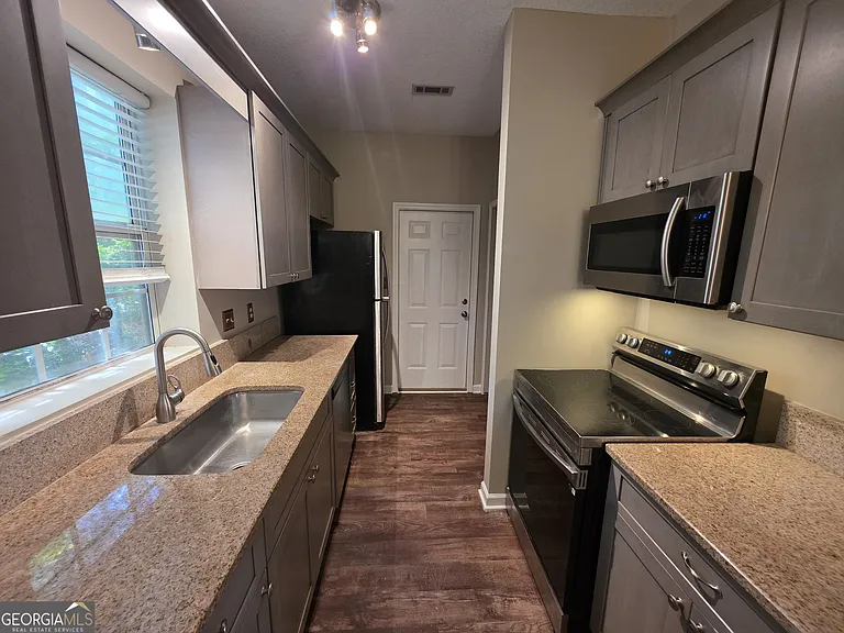 602 N Fairfield Dr — Photo 10