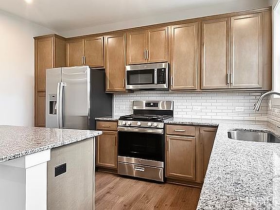 5th image of 4903 Haventree Dr