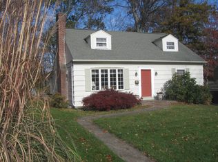 16 Stony Hill Pl, Livingston, NJ 07039