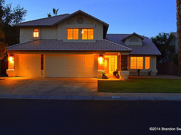 2nd image of 656 W Sierra Madre Ave