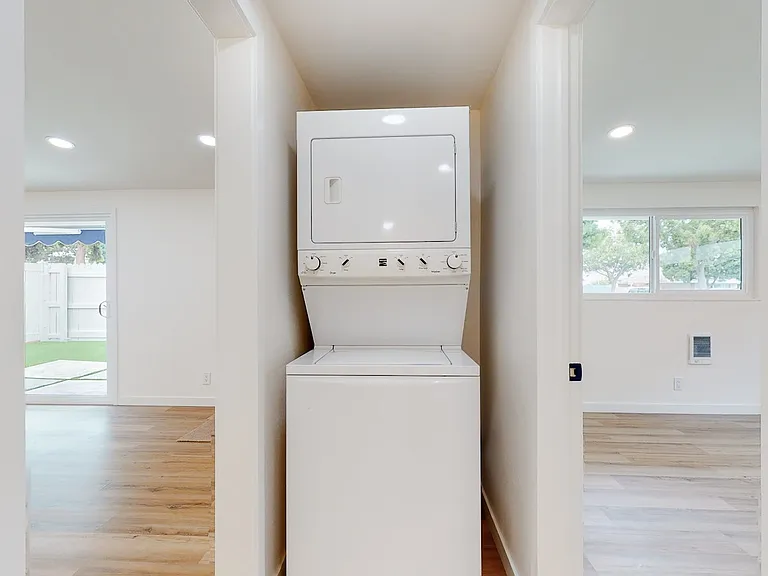 3036 Coolidge Ave #61 — Photo 14