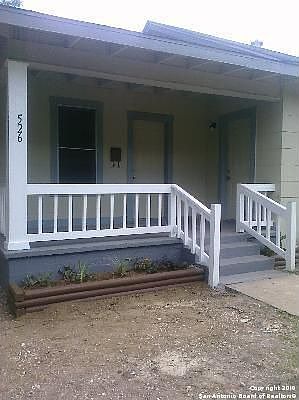 2nd image of 526 E Southcross Blvd