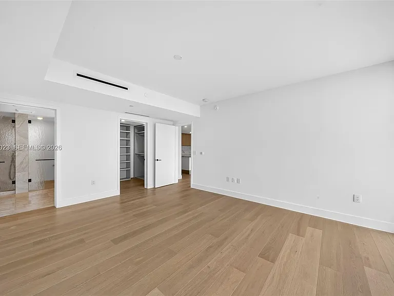 1176 97th St #709 — Photo 18