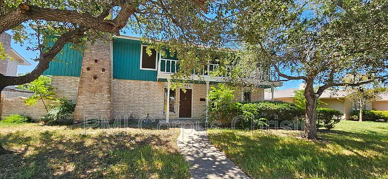 1022 Delta Dr