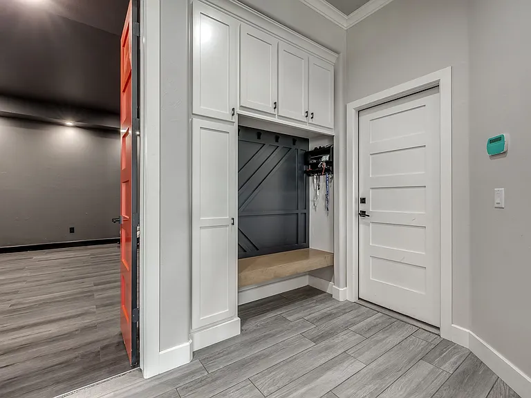 4001 Timber Valley Dr — Photo 27
