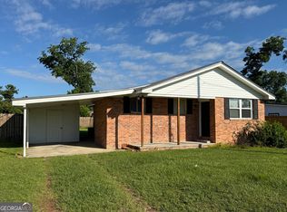 126 Tammy Dr, Swainsboro, GA 30401