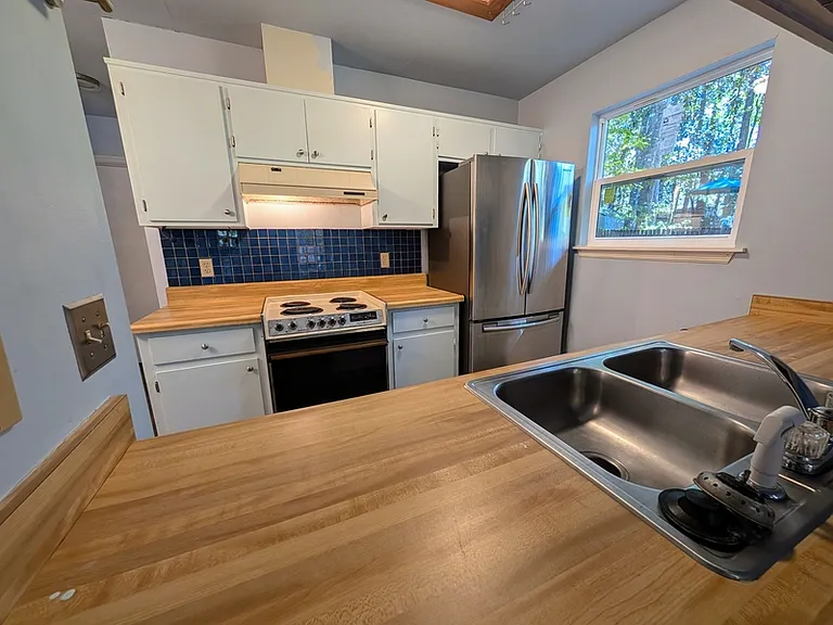 151 Parkbrook Cir #1 — Photo 2