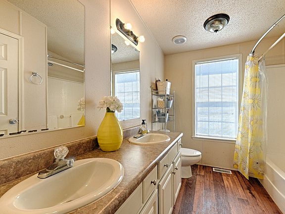 5th image of 11039 Peninsula Ln