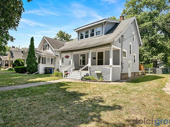 2nd image of 31 Richards Ave NW