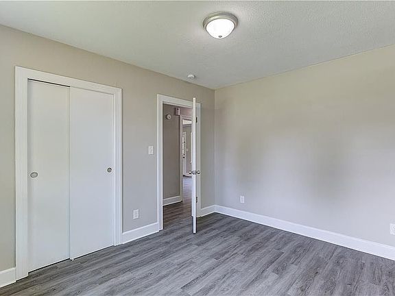 3rd image of 4000 Dartmouth St