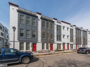 710 Snowden Hallowell Way, Alexandria, VA 22314