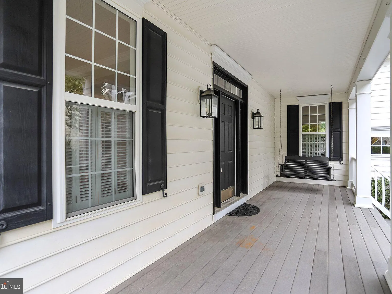 4 bed, 2.5 bath, 3232 sqft, $5,000 — Photo 3