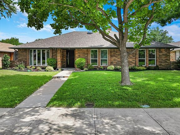 2nd image of 2303 Stone Glen Ln