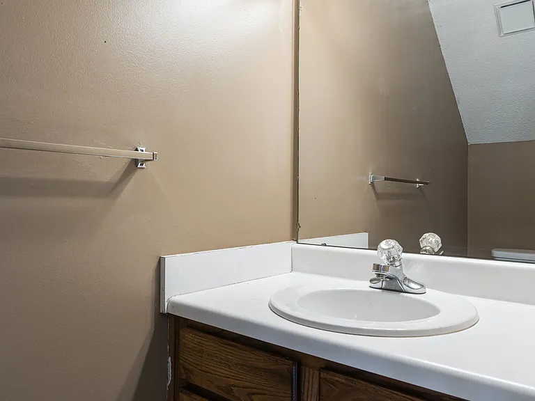 5049 Falling Creek Ln — Photo 5