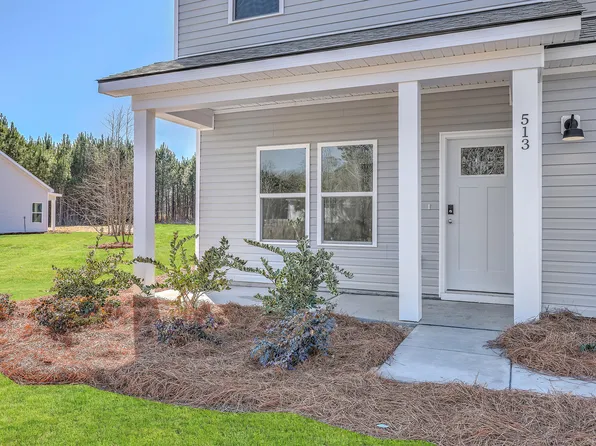 513 New Regenia Pl, Holly Hill, SC 29059