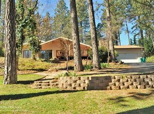 11594 Alta Sierra Dr, Grass Valley, CA 95949
