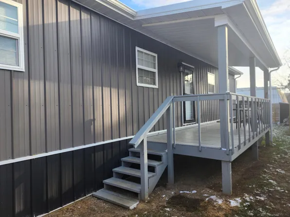 16095 Sherman St, Laurelville, OH 43135