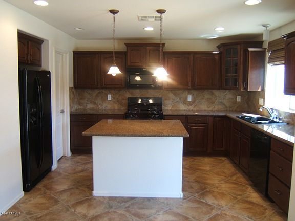 2nd image of 2315 W Tallgrass Trl