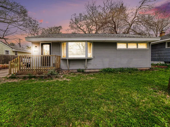 2028 Marcoux Ave, Muskegon, MI 49442