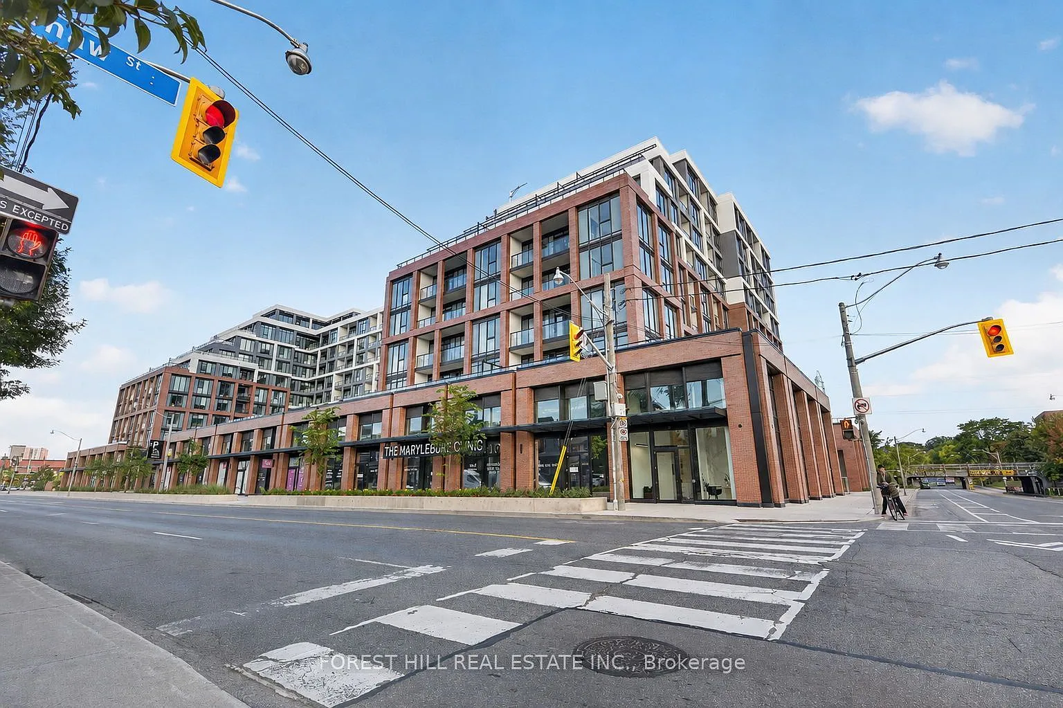 2 bed, $2,400 — Photo 1