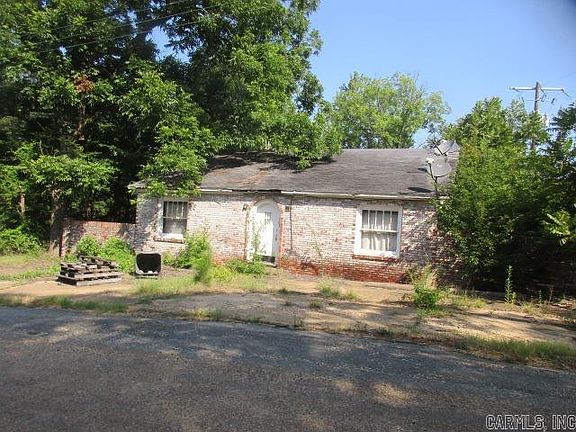 2nd image of 103 5th St
