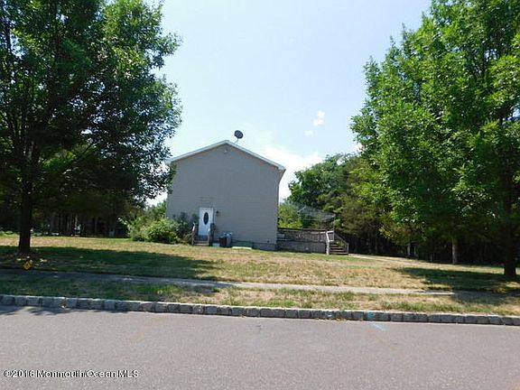 3rd image of 1704 New Hampshire Ave