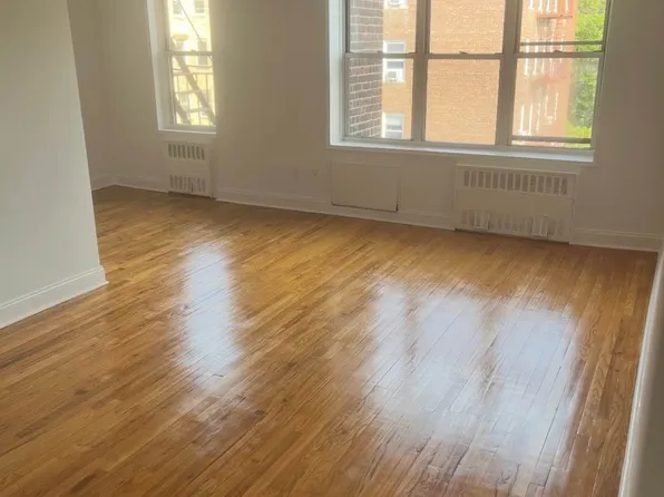 11145 76th Dr APT E5, Flushing, NY 11375