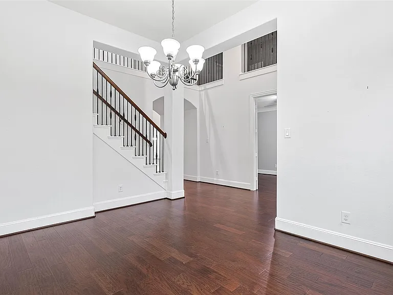 5919 Solara Ledge Ln — Photo 5