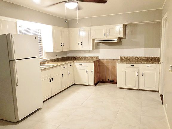 5th image of 2317 11th St