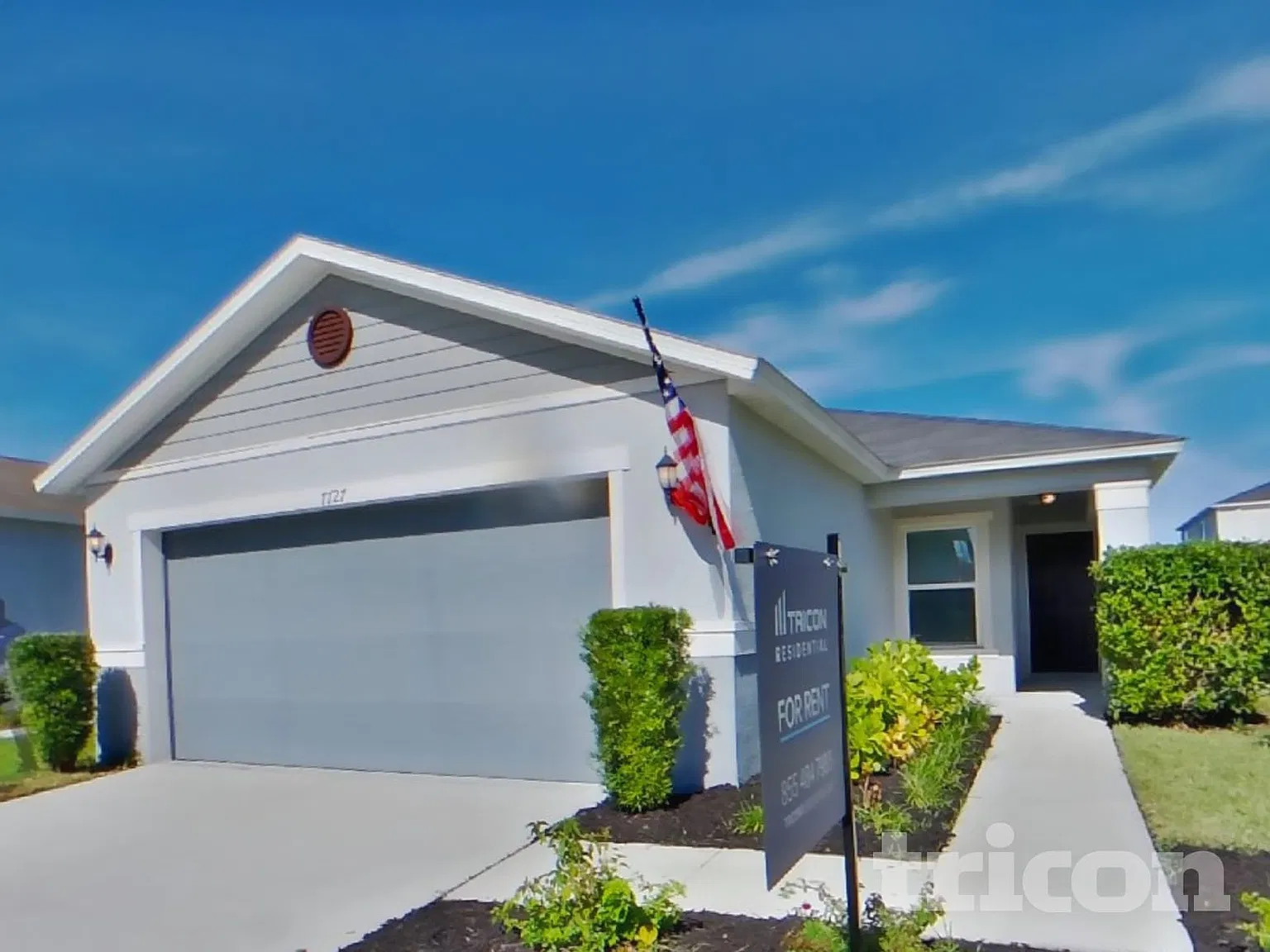 7727 Sunshine Bridge Ave Gibsonton FL — Photo 2