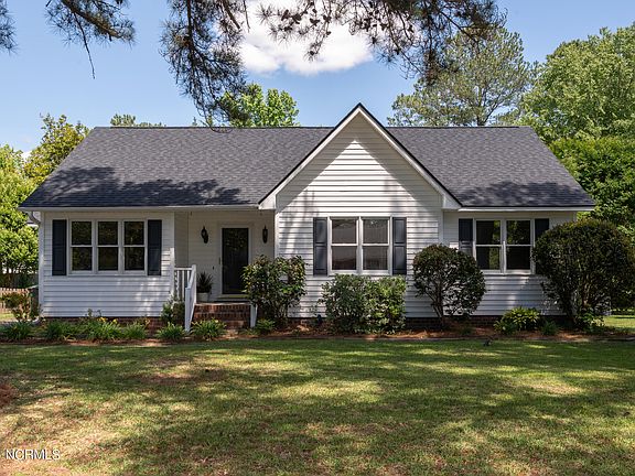 3rd image of 2343 Miller Circle