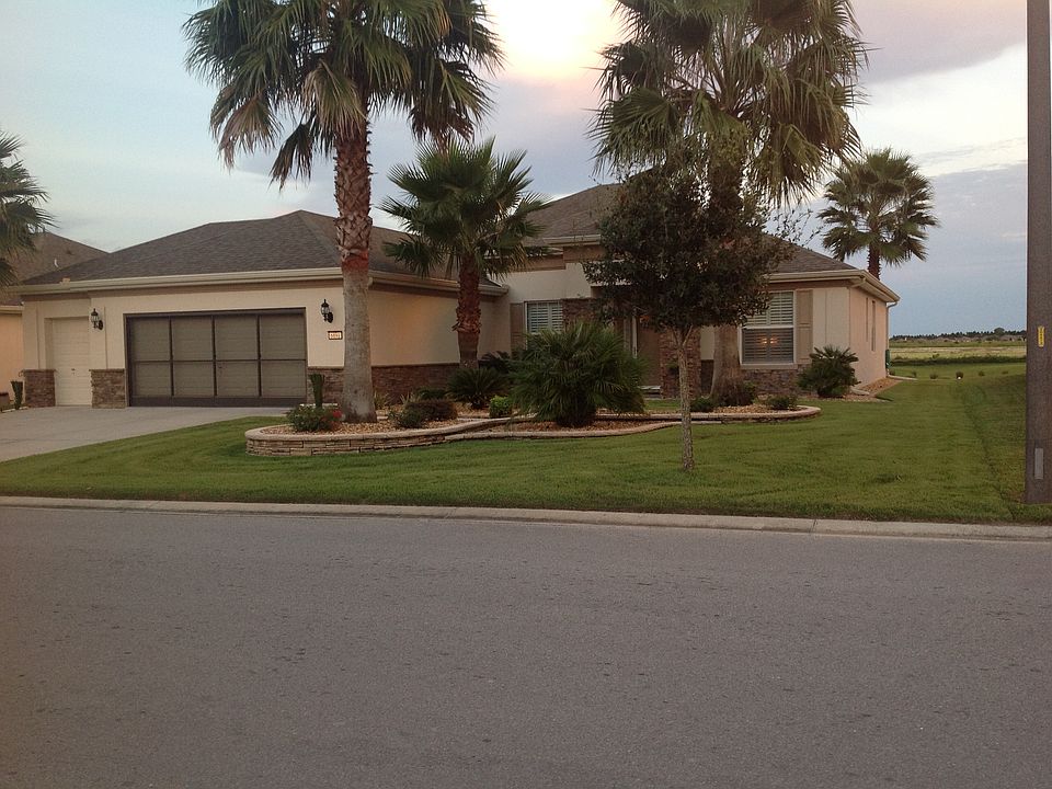 Golf course in back