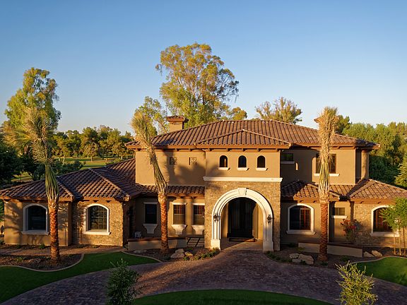4th image of 357 N Cloverfield Cir