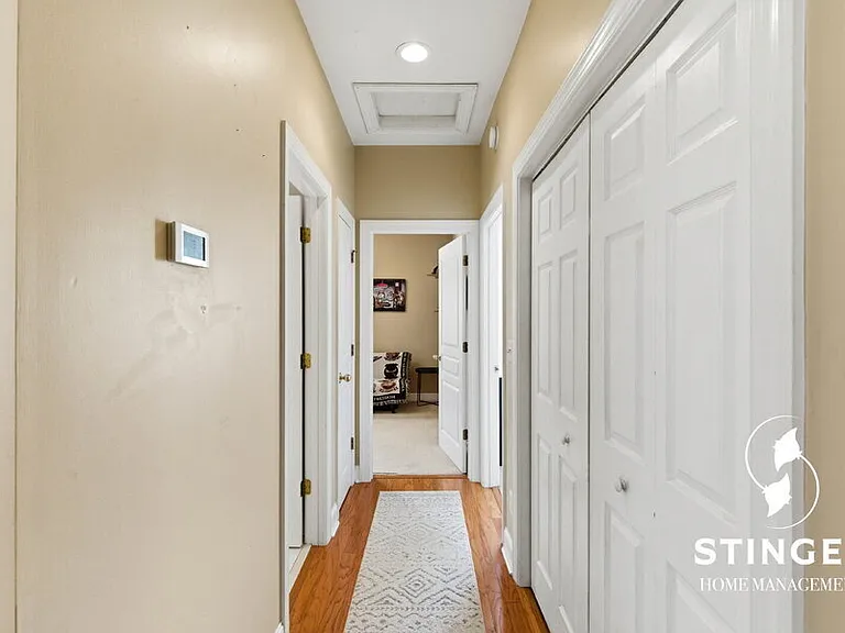 3 Kings Cross Ct — Photo 31