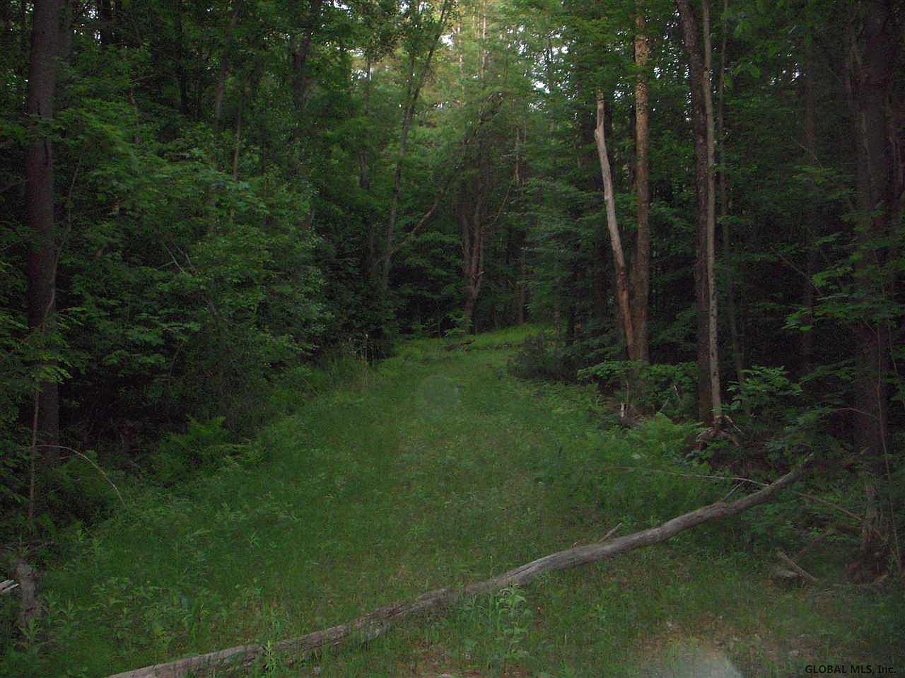 2nd image of 140 FAYVILLE Road