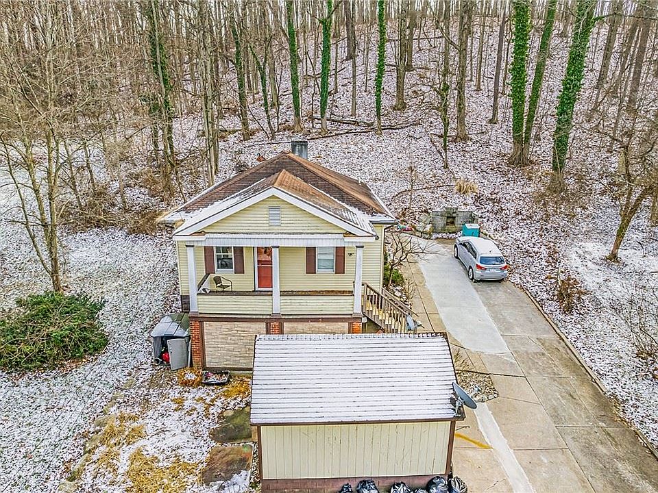 1st image of 133 Spanish Villa Dr