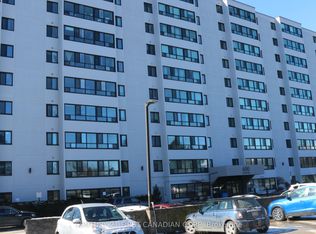 600 Grenfell Dr #207, London, ON N5X2R8
