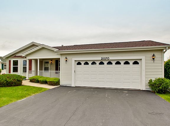 2nd image of 2020 Lake Churchill Dr