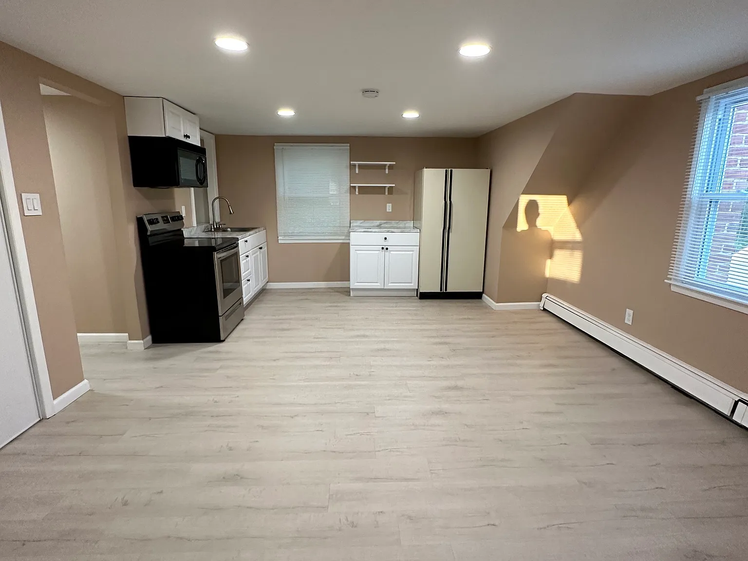 1 bed, 600 sqft, $2,490 — Photo 4
