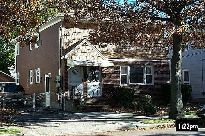 1st image of 172 Nassau Blvd APT 2