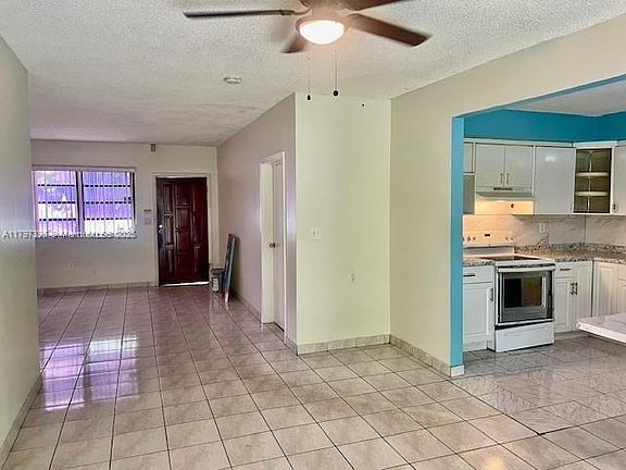 3rd image of 251 NE 170th St