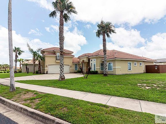 2nd image of 126 Oleander Dr