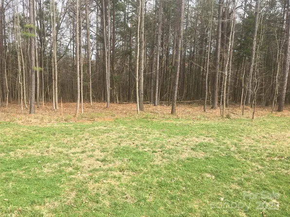 6140 Volte Dr Unit 103, Charlotte, NC 28227