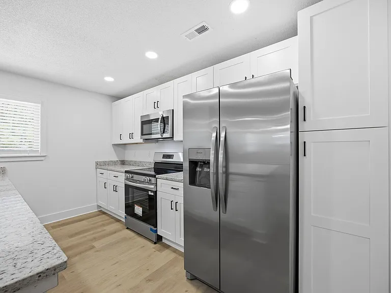 2903 15th Ave #203 — Photo 11