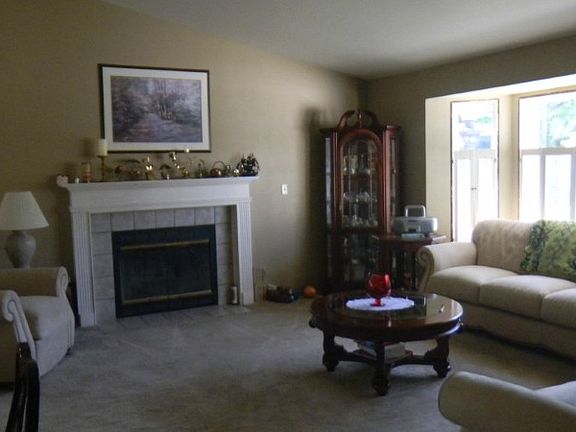 2nd image of 1868 Overview Dr NE