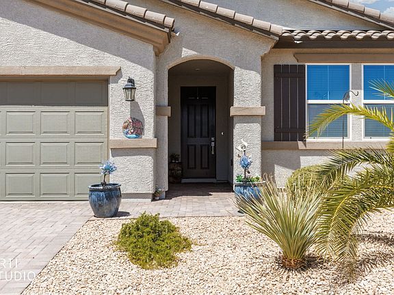 2nd image of 681 Sundance Way